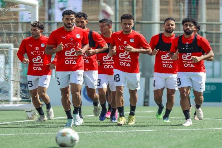 على ملعب نجيل صناعي.. منتخب مصر يختتم تدريباته قبل السفر إلى موريتانيا